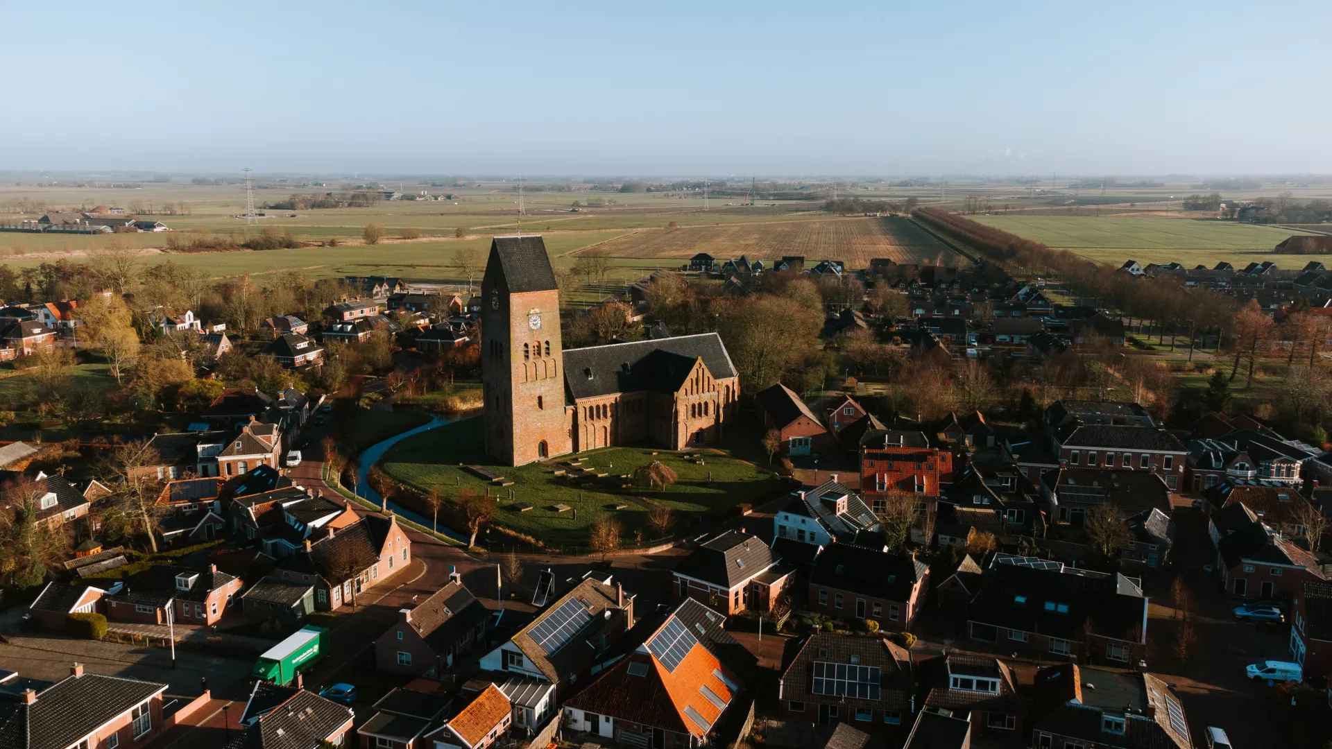 Luchtfoto Stedum