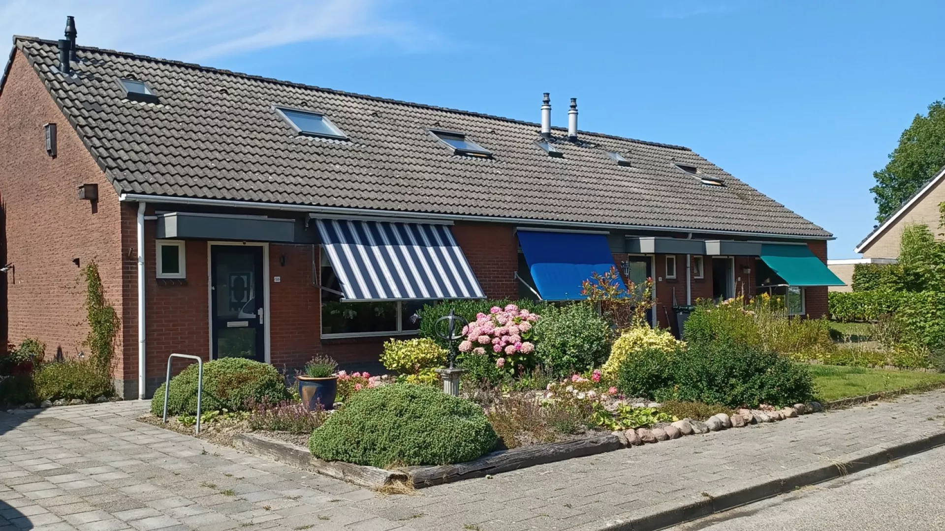 Woningen aan de Lange Drift in Uithuizermeeden