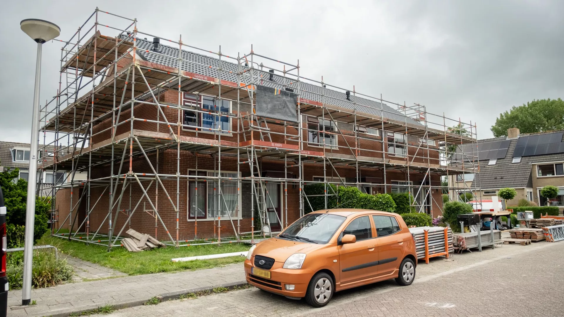 Woning in de steigers