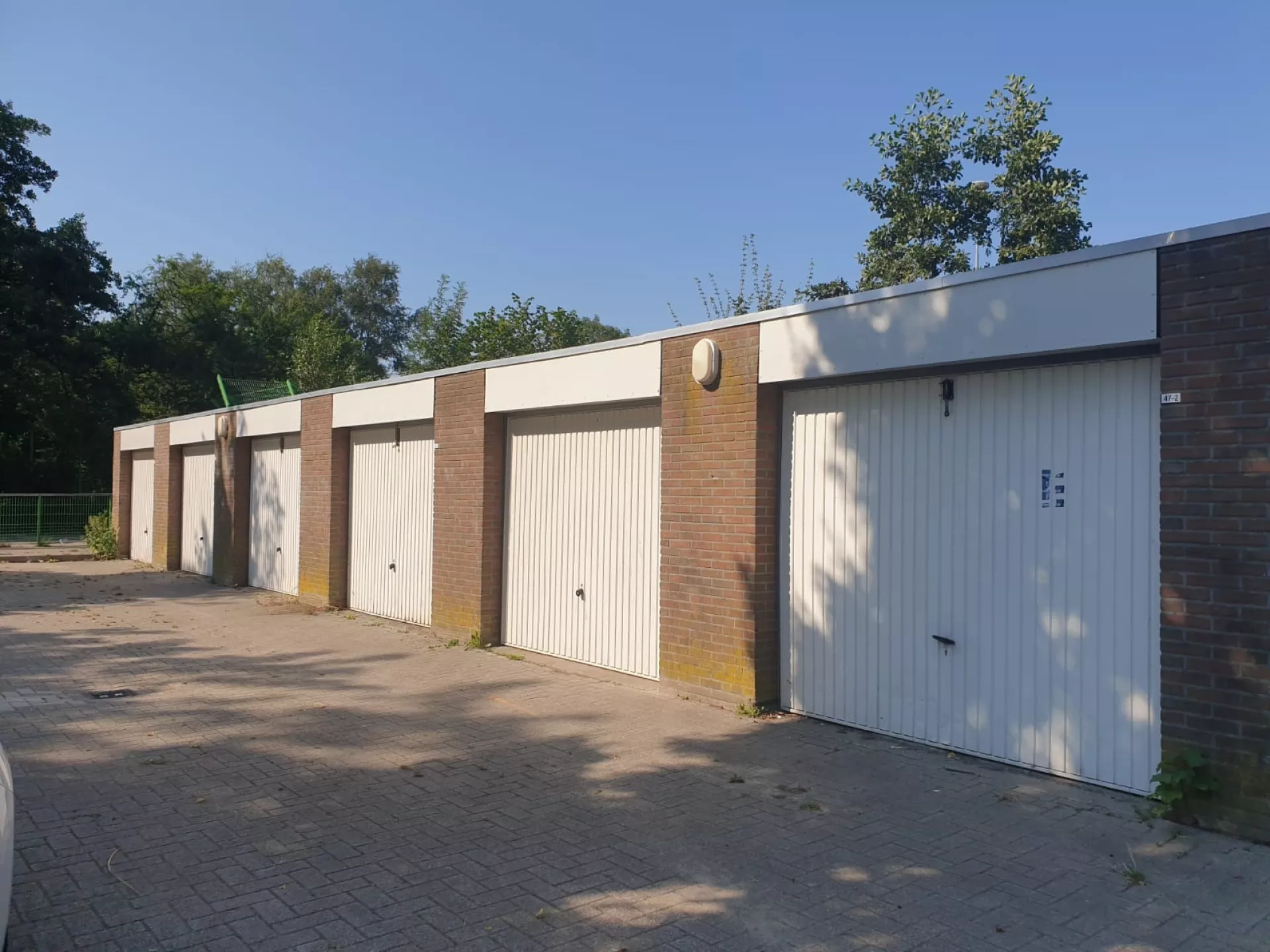 Garageboxen van Wierden en Boven
